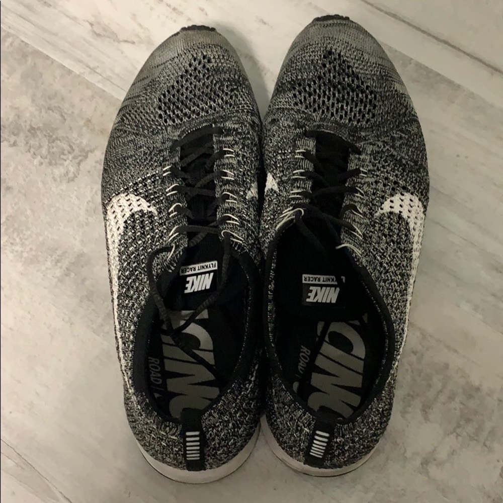 Nike Flyknit Racer